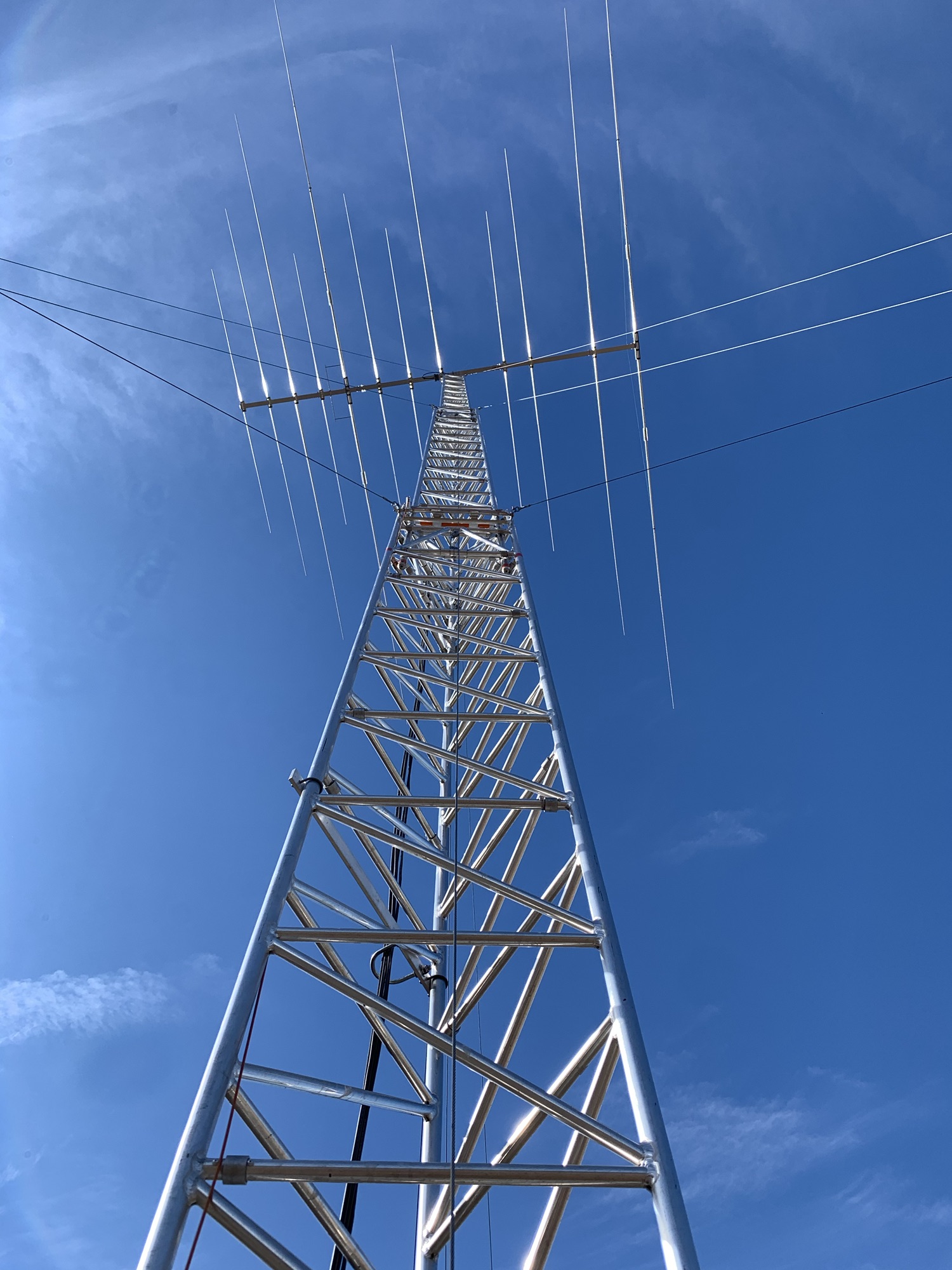 added-power-winch-on-tower-torlo-making-life-a-ride
